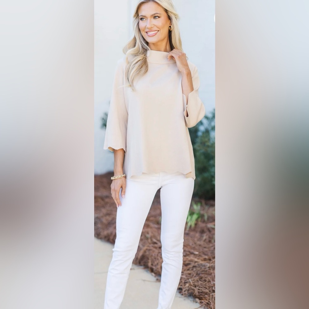 Mint Julep Boutique Tan Scalloped Hem Mock Neck Knit Sweater NWT Small - Picture 9 of 14